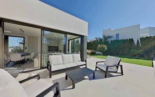 Resale - Villa - Orihuela - Las Colinas Golf