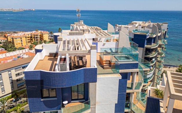 Odsprzedaż - Mieszkanie w bloku - Torrevieja