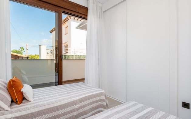 Obra nueva - low-bungalow - Torrevieja