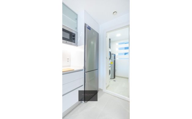 Resale - Apartment / flat - Orihuela Costa