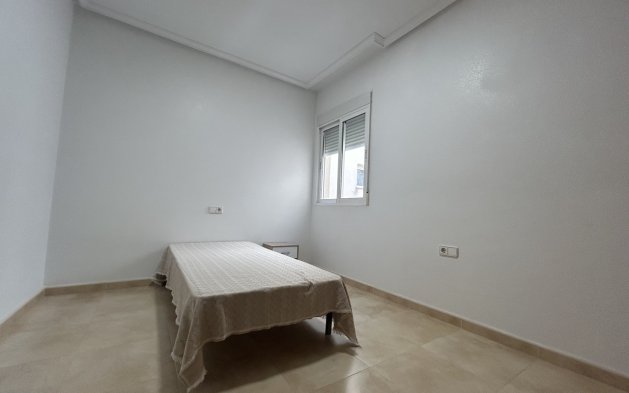 Återförsäljning - Lägenhet / lägenhet - San Miguel de Salinas