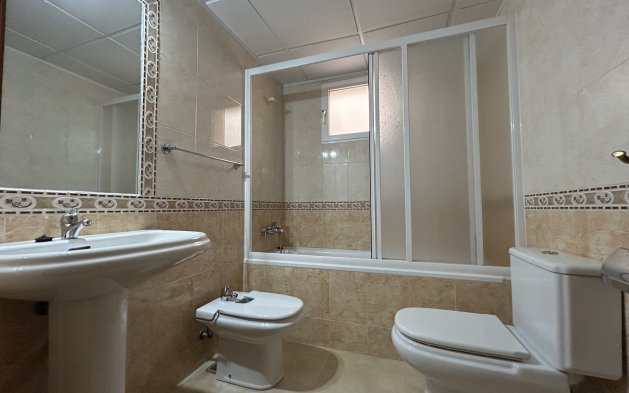 Återförsäljning - Lägenhet / lägenhet - San Miguel de Salinas