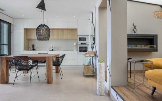 Videresalg - Tosidig - Benijofar