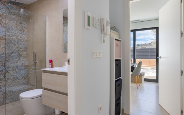 Videresalg - Tosidig - Benijofar