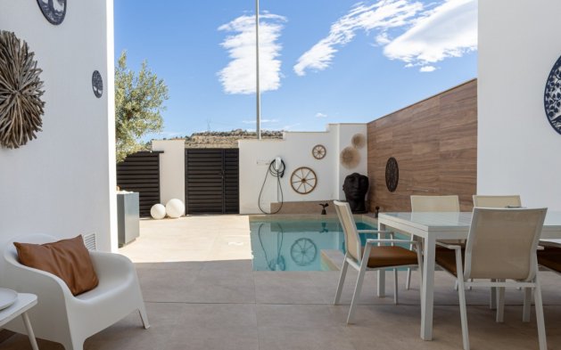 Videresalg - Tosidig - Benijofar