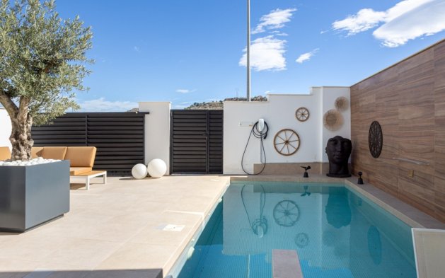 Videresalg - Tosidig - Benijofar