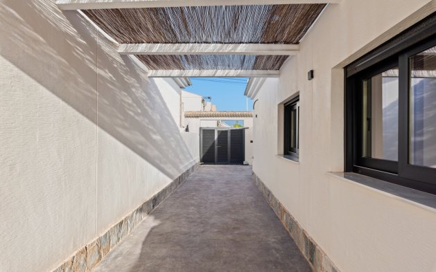 Perpardavimas - Vila - Torrevieja - El Chaparral