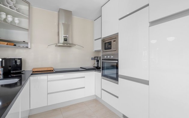 Perpardavimas - Vila - Orihuela Costa - Villamartín