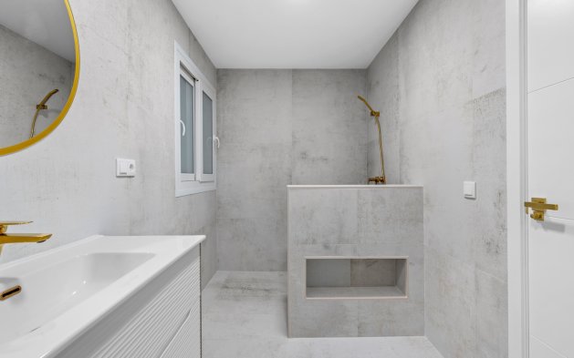 Perpardavimas - Butas - Torrevieja - El Acequión - Los Náufragos