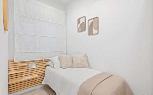 Perpardavimas - Dvipusis - Torrevieja - El Chaparral