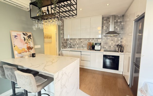 Perpardavimas - Vila - Orihuela Costa - La Zenia