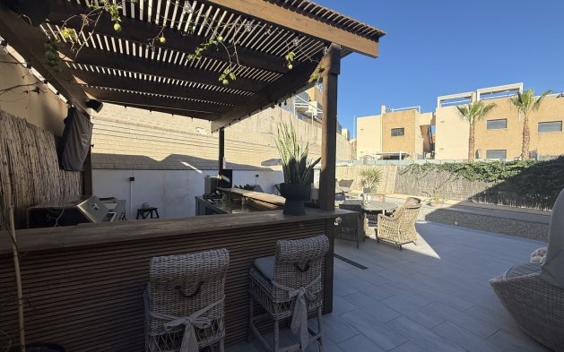 Perpardavimas - Vila - Orihuela Costa - La Zenia