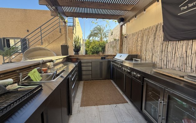 Perpardavimas - Vila - Orihuela Costa - La Zenia