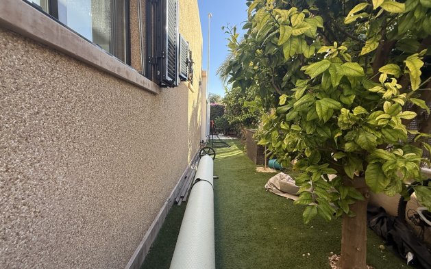 Perpardavimas - Vila - Orihuela Costa - La Zenia