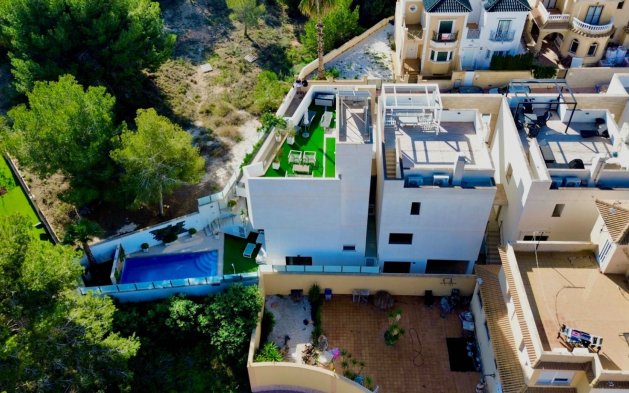 Perpardavimas - Vila - Orihuela Costa - Villamartín