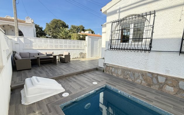 Perpardavimas - Vila - Orihuela Costa - Villamartín