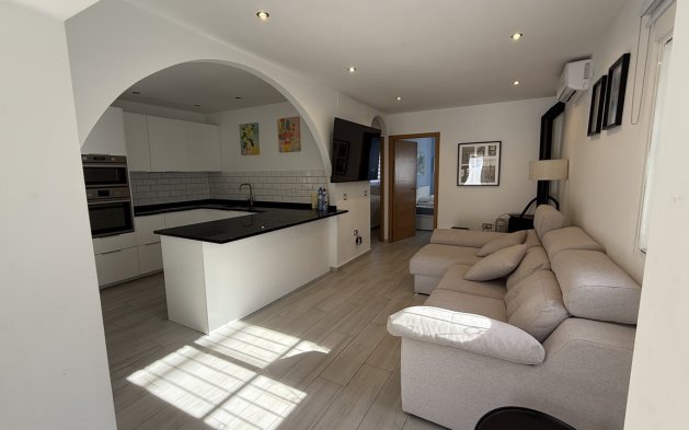 Perpardavimas - Vila - Orihuela Costa - Villamartín