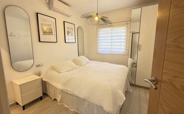 Perpardavimas - Vila - Orihuela Costa - Villamartín