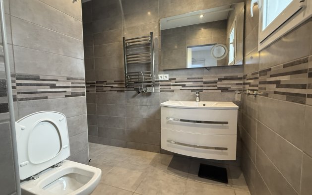 Perpardavimas - Vila - Orihuela Costa - Villamartín