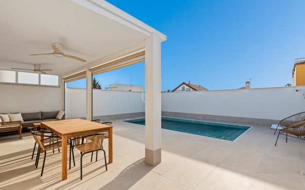 Perpardavimas - Vila - Torrevieja - El Chaparral