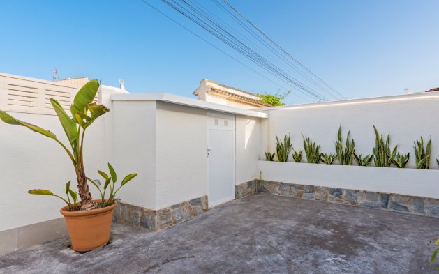 Perpardavimas - Vila - Torrevieja - El Chaparral