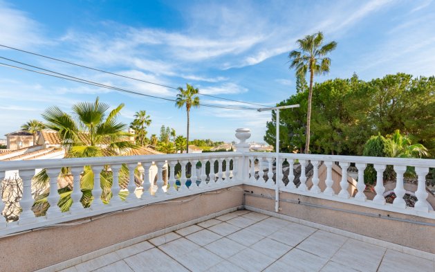 Perpardavimas - Vila - Rojales - Doña pepa