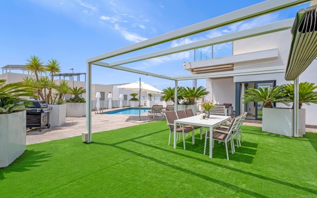 Begagnad - Villa - Orihuela Costa - Villamartín