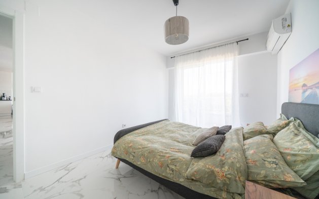 Reventa - Apartamento / piso - Torrevieja - Punta Prima