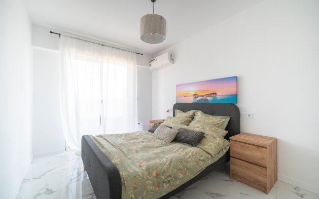 Reventa - Apartamento / piso - Torrevieja - Punta Prima