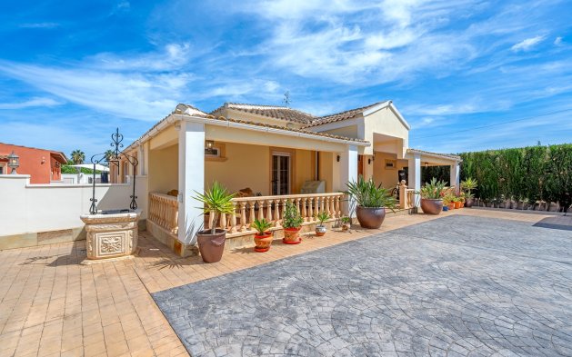Resale - Country estate - Almoradí - Las Heredades