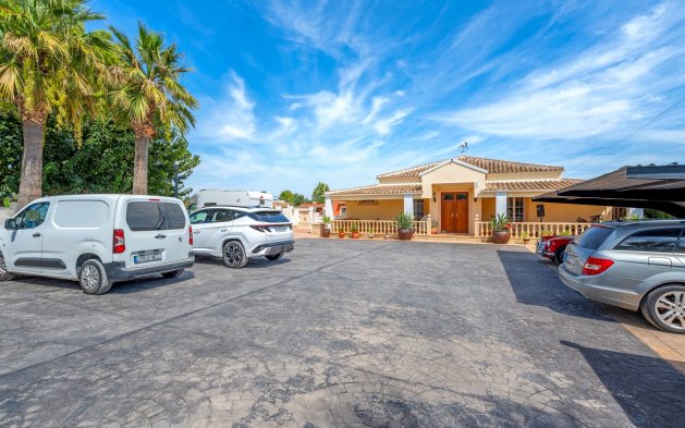 Resale - Country estate - Almoradí - Las Heredades