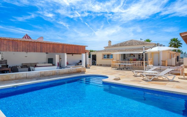 Resale - Country estate - Almoradí - Las Heredades