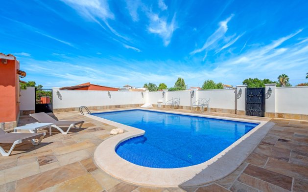Resale - Country estate - Almoradí - Las Heredades