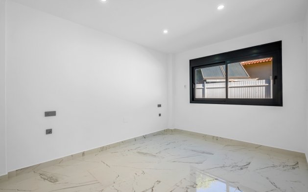 Perpardavimas - Vila - Orihuela Costa - Campoamor