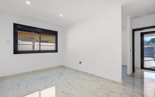 Perpardavimas - Vila - Orihuela Costa - Campoamor
