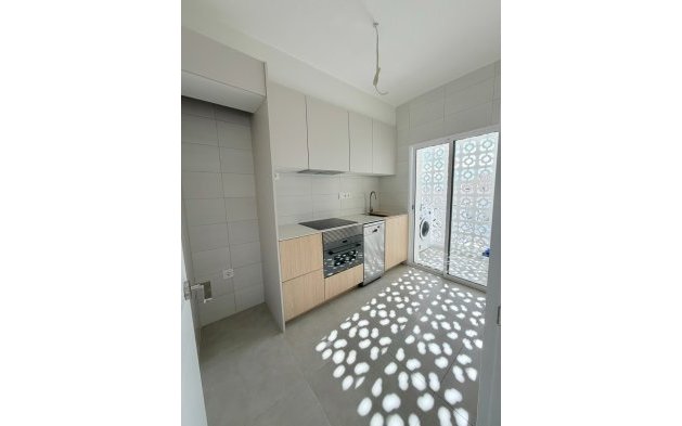 Resale - Apartment / flat - Pilar de la Horadada - La Torre de la Horadada