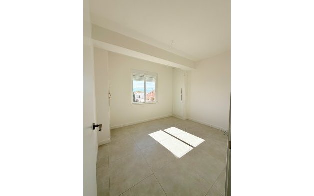 Resale - Apartment / flat - Pilar de la Horadada - La Torre de la Horadada