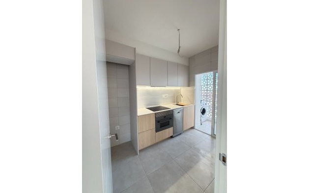 Resale - Apartment / flat - Pilar de la Horadada - La Torre de la Horadada