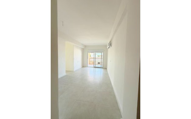 Resale - Apartment / flat - Pilar de la Horadada - La Torre de la Horadada