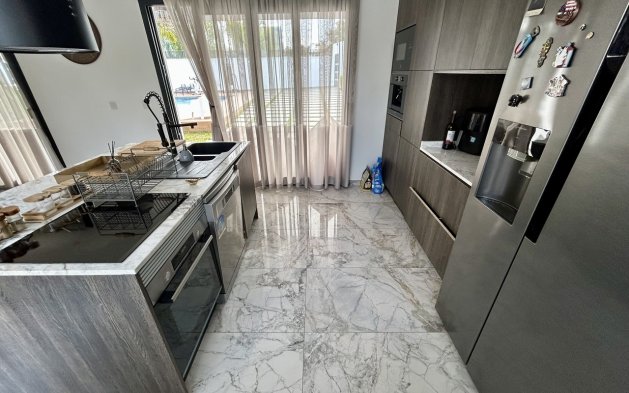 Resale - Villa - Torrevieja - Los Balcones - Los Altos 