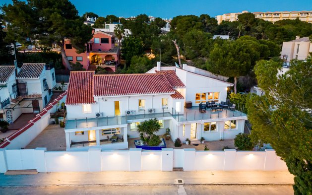 Resale - Villa - Orihuela Costa - Dehesa de Campoamor