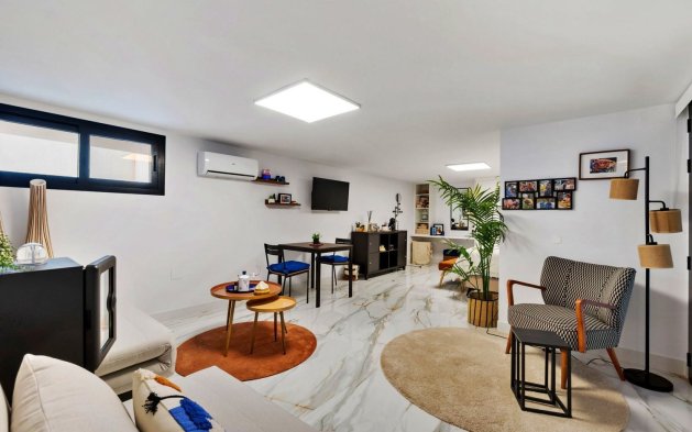 Odsprzedaż - Villa - Orihuela - Las Colinas Golf - Country Club