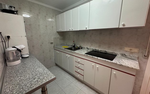 Resale - Apartment / flat - Torrevieja - Centro
