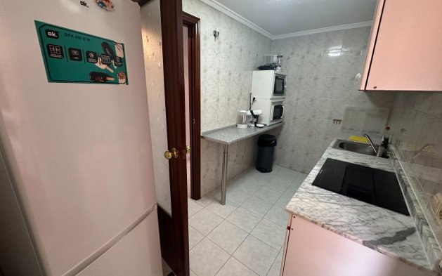 Resale - Apartment / flat - Torrevieja - Centro