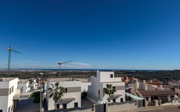 Resale - Villa - San Miguel de Salinas - Bellavista