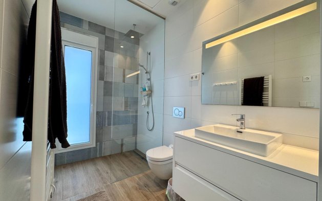 Resale - Apartment / flat - Orihuela - Las Colinas Golf - Country Club