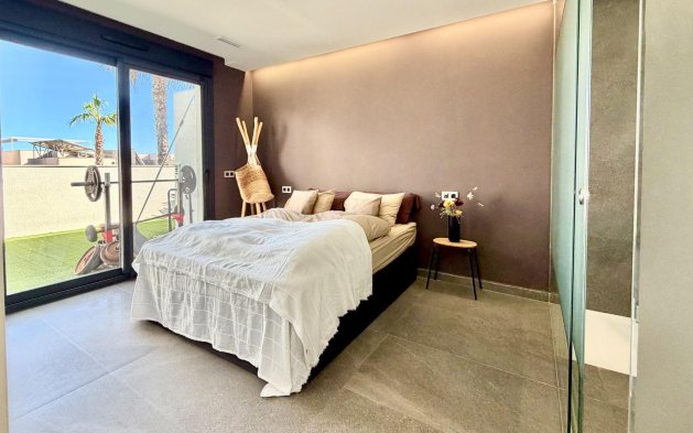 Resale - Villa - San Miguel de Salinas - Bellavista