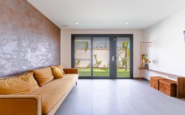 Resale - Villa - San Miguel de Salinas - Bellavista