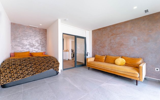 Resale - Villa - San Miguel de Salinas - Bellavista