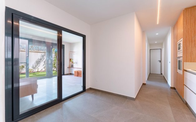 Resale - Villa - San Miguel de Salinas - Bellavista